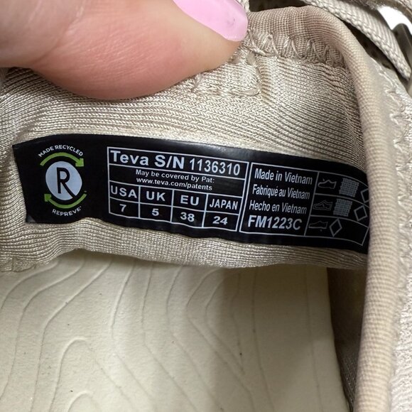 Teva Women's Outflow Universal Slip On Water Shoe Sneaker size 7 - Picture 6 of 9